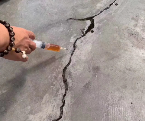 青山混凝土裂缝修补技术详解​